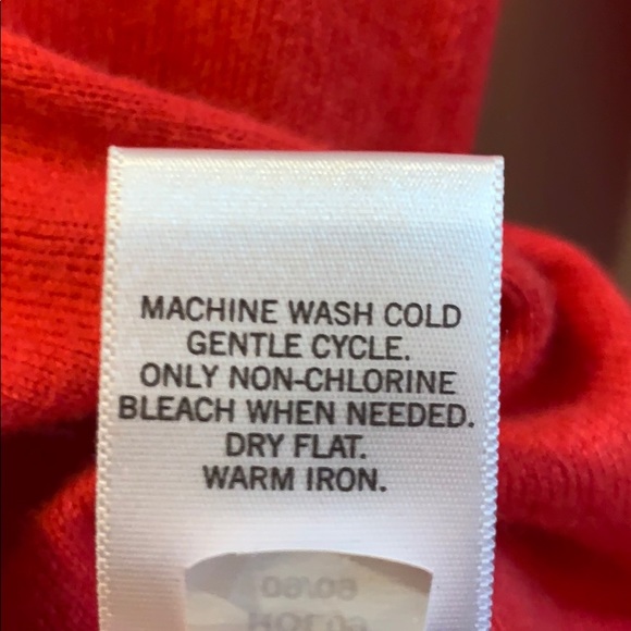 Sweater - Picture 6 of 6